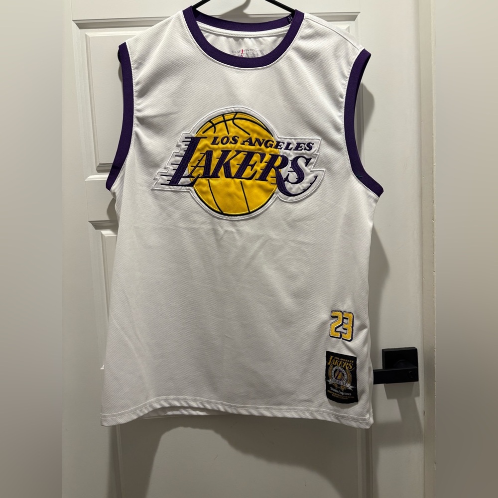 LeBron James Los Angeles Lakers NBA Ultra Game Jersey- size adult Large